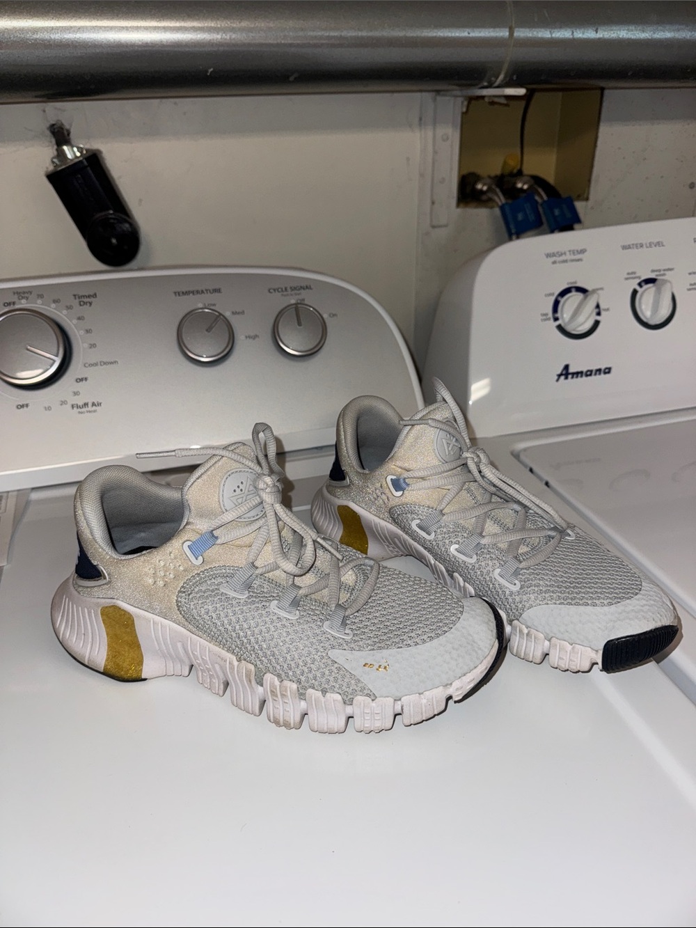 Women’s Nike metcon sneakers